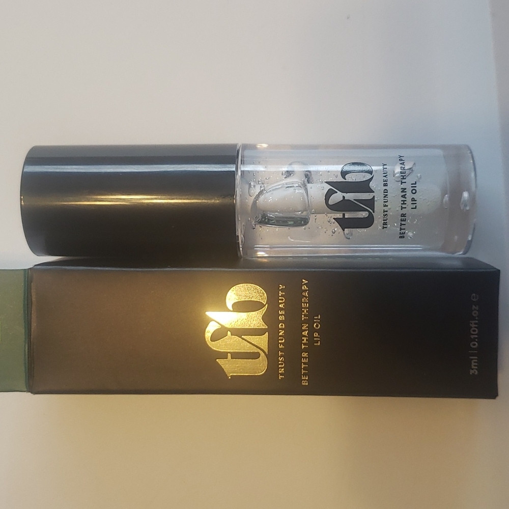 Trust Fund Beauty Better than Therapy Lip Oil